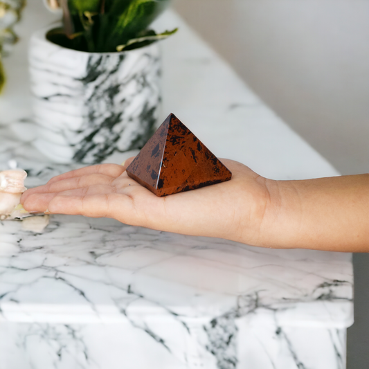 Mahogany Obsidian Pyramid – 5.08 cm Crystal for Reiki & Healing (90–100 Gram)