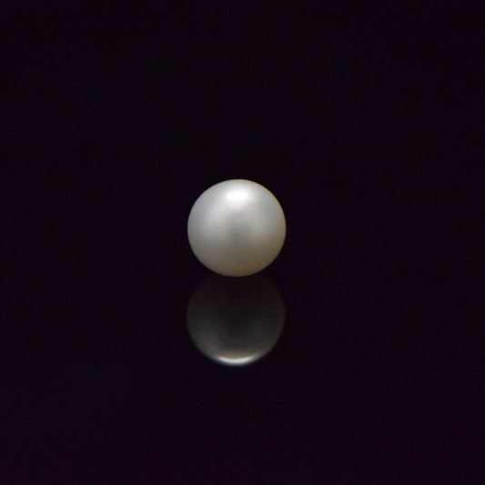 South Sea Pearl - 4.56 Carat
