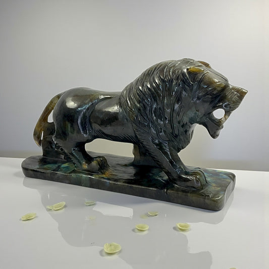 Labrodorite Lion