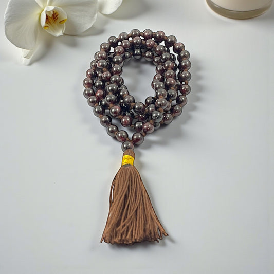 Garnet Mala (108 beads) 8 mm