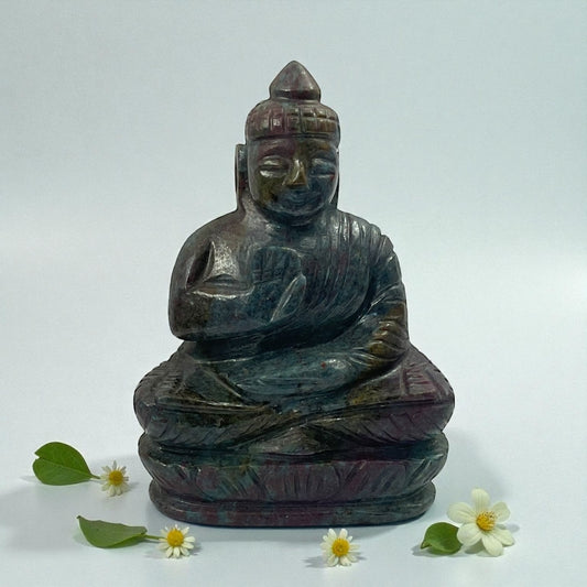 Ruby zosite Buddha