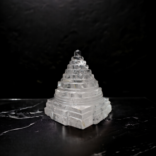 2.75 " Clear Quarts Shree Yantra 250-260 Gm Shree Yantra For  Home Décoration