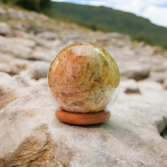 Citrine Crystal Sphere Ball - Rekhi / Healing / Energy . (305 - 315) gm