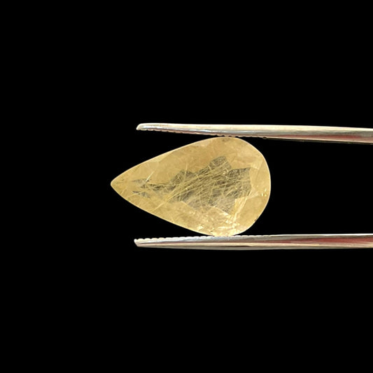 Golden Rutilated Quartz - 7.65 Carat