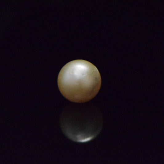 South Sea Pearl - 9.25 Carat