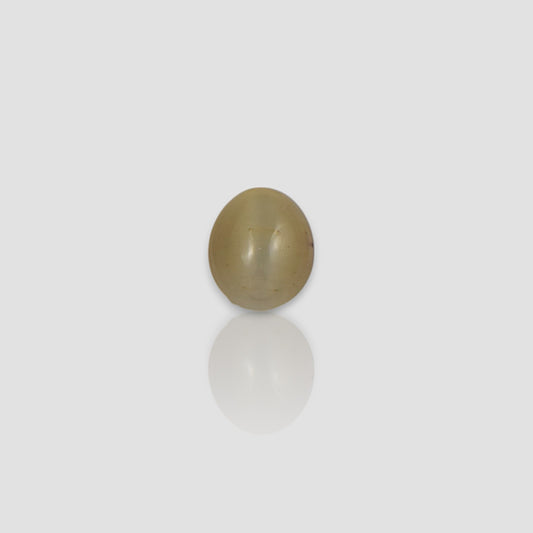 Cat's Eye Gemstone - 5.07 Carat | AAA-Quality