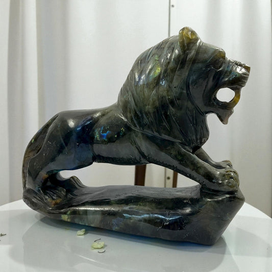 Labrodorite Lion