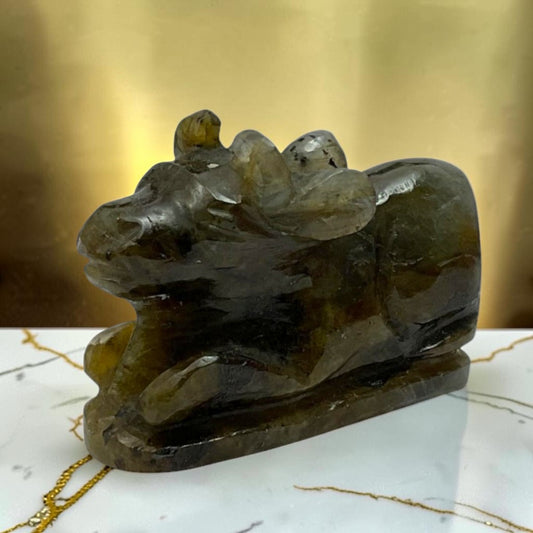 Labrodorite Nandi - ( 64 Gram )