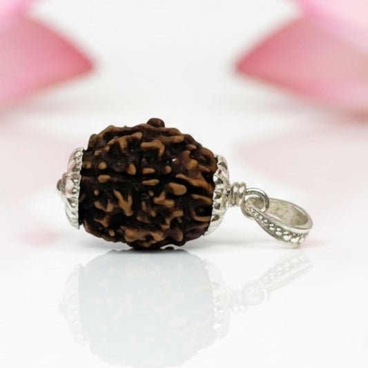 3 Mukhi Rudraksha Silver Pendant