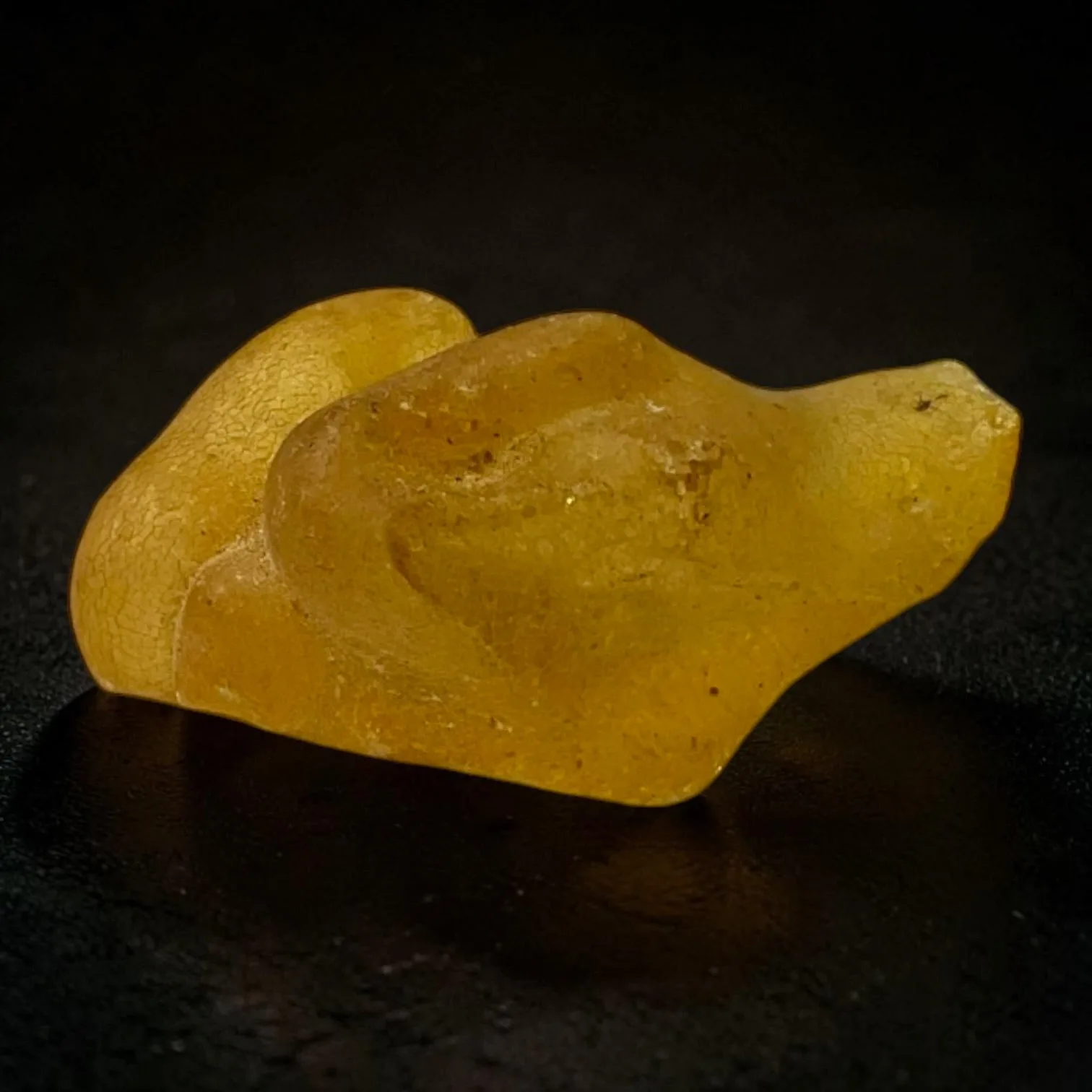 Natural Amber - 18 Carat
