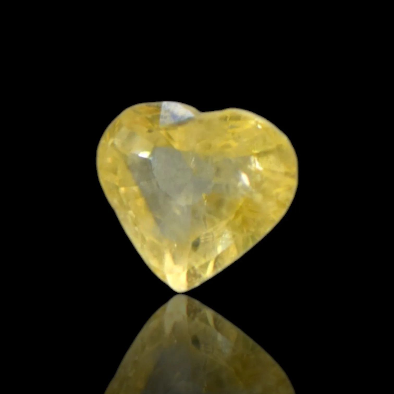 Yellow Sapphire - 2.96 Carat