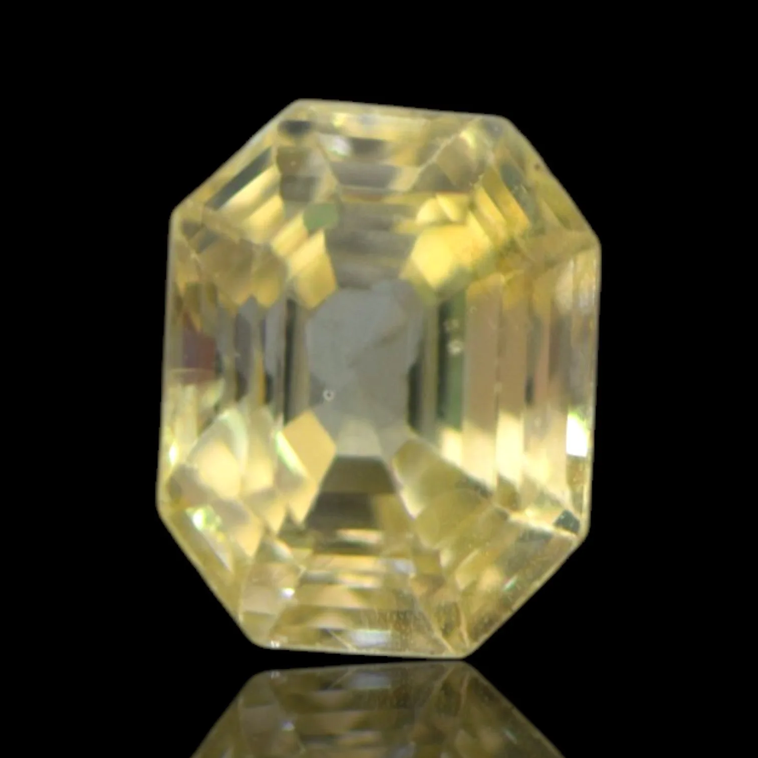 Yellow Sapphire - 11.04 Carat
