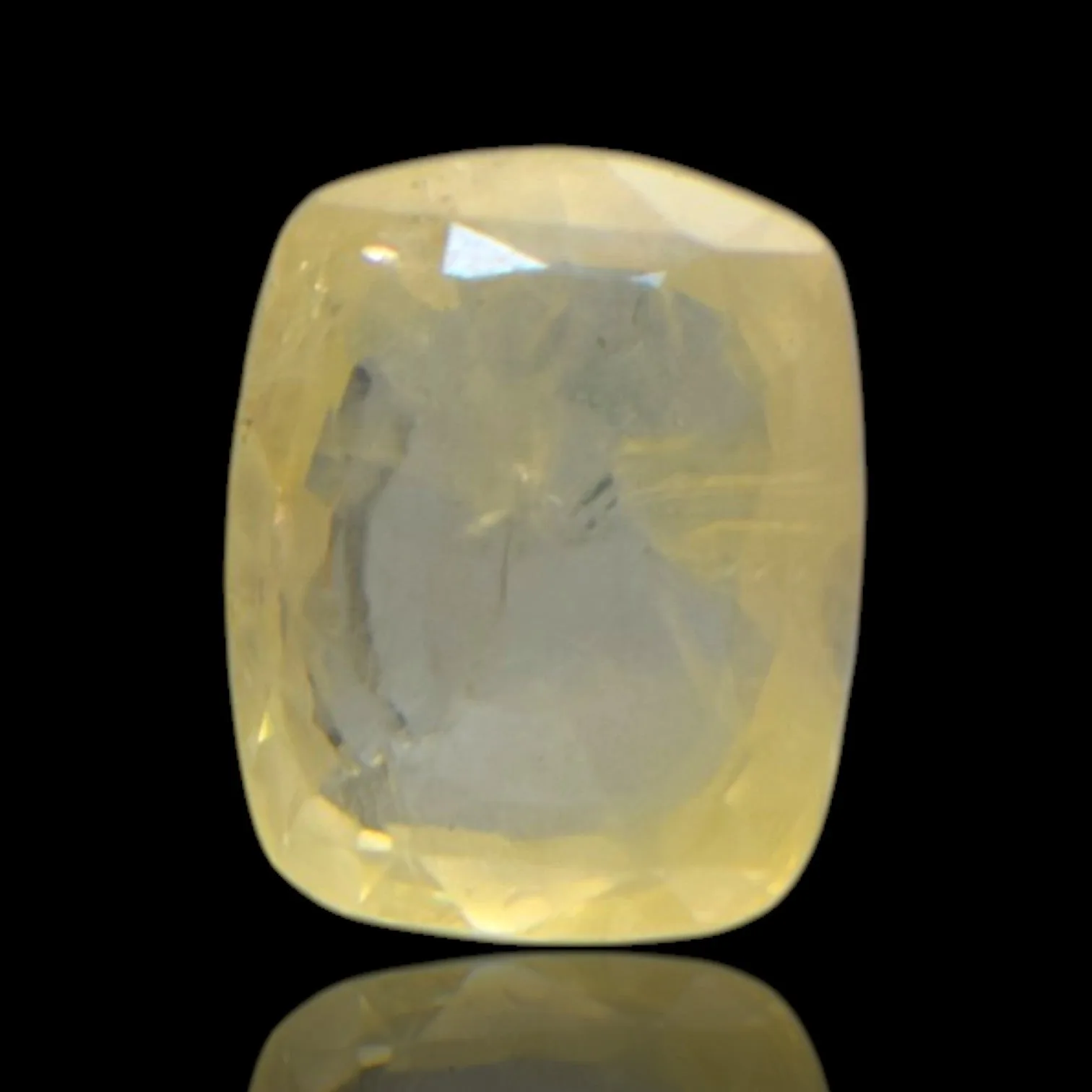 Yellow Sapphire - 5.83 Carat