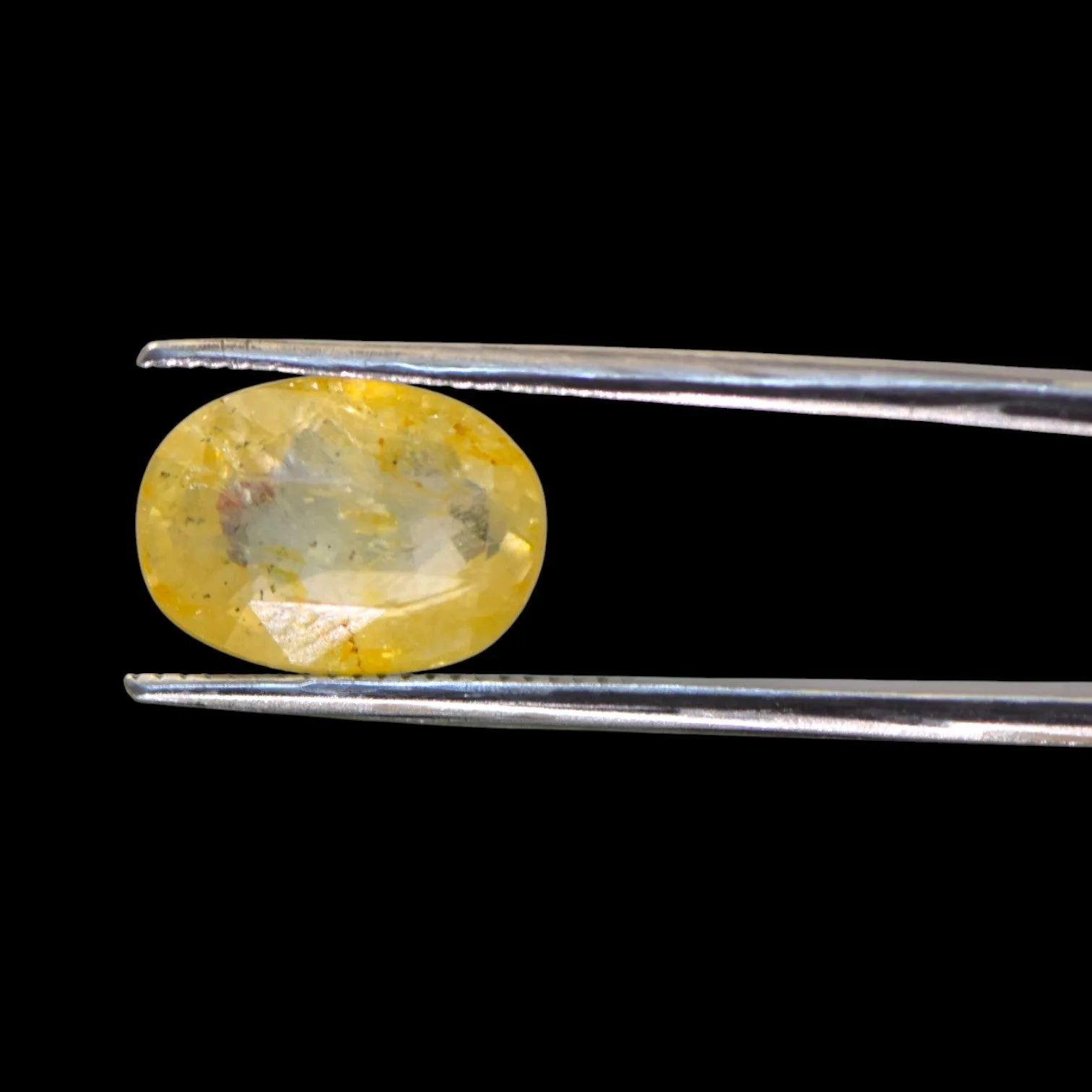 Yellow Sapphire - 7.35 Carat