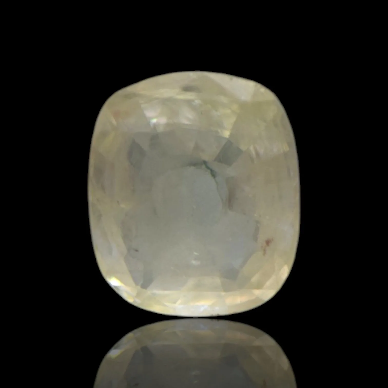 Yellow Sapphire - 6.61 Carat