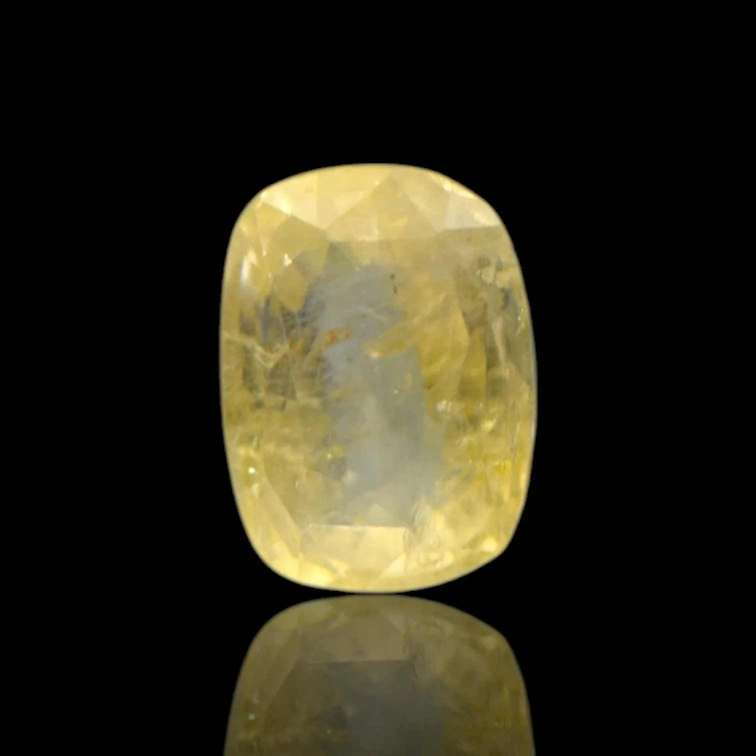 Yellow Sapphire - 5.86 Carat