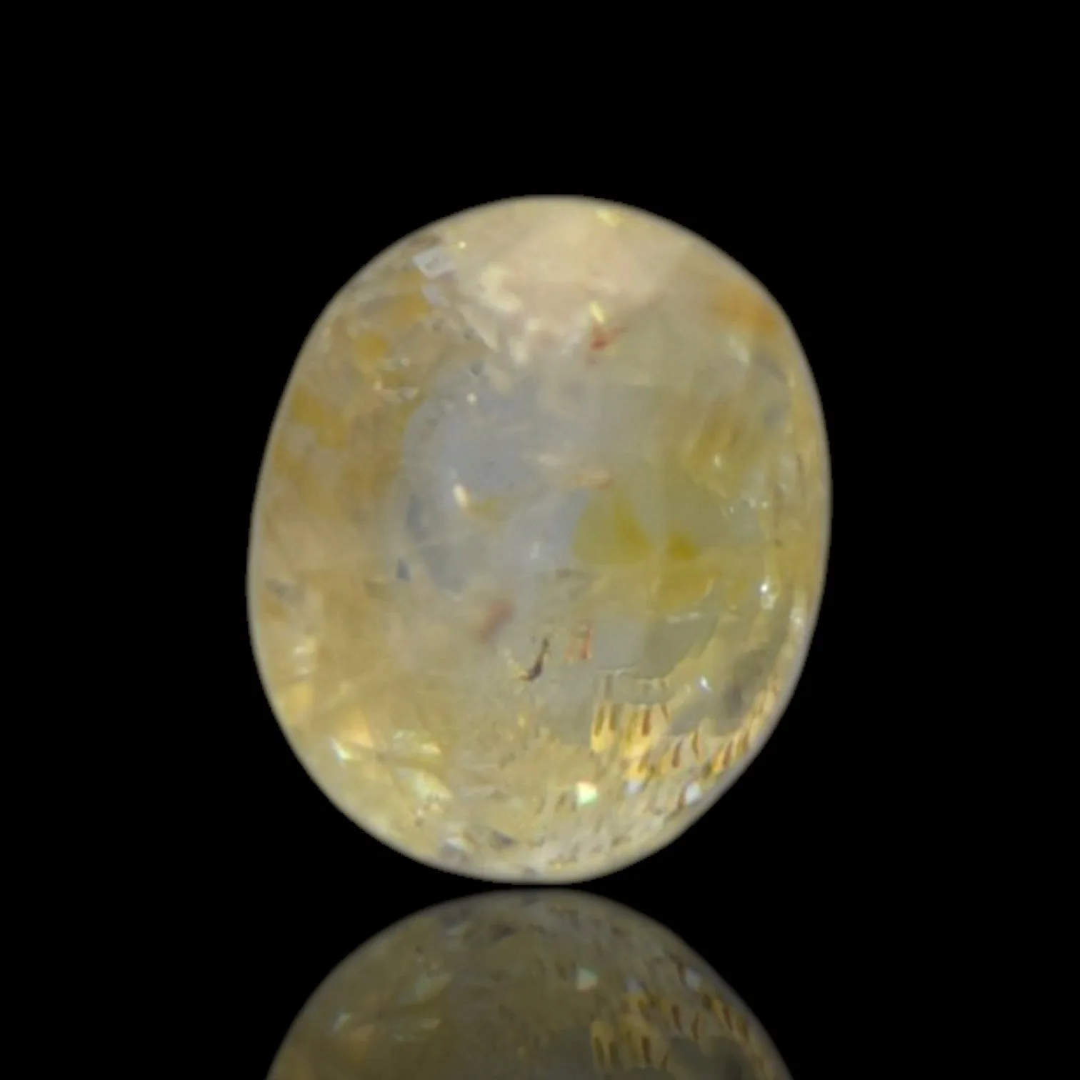 Yellow Sapphire - 5.89 Carat