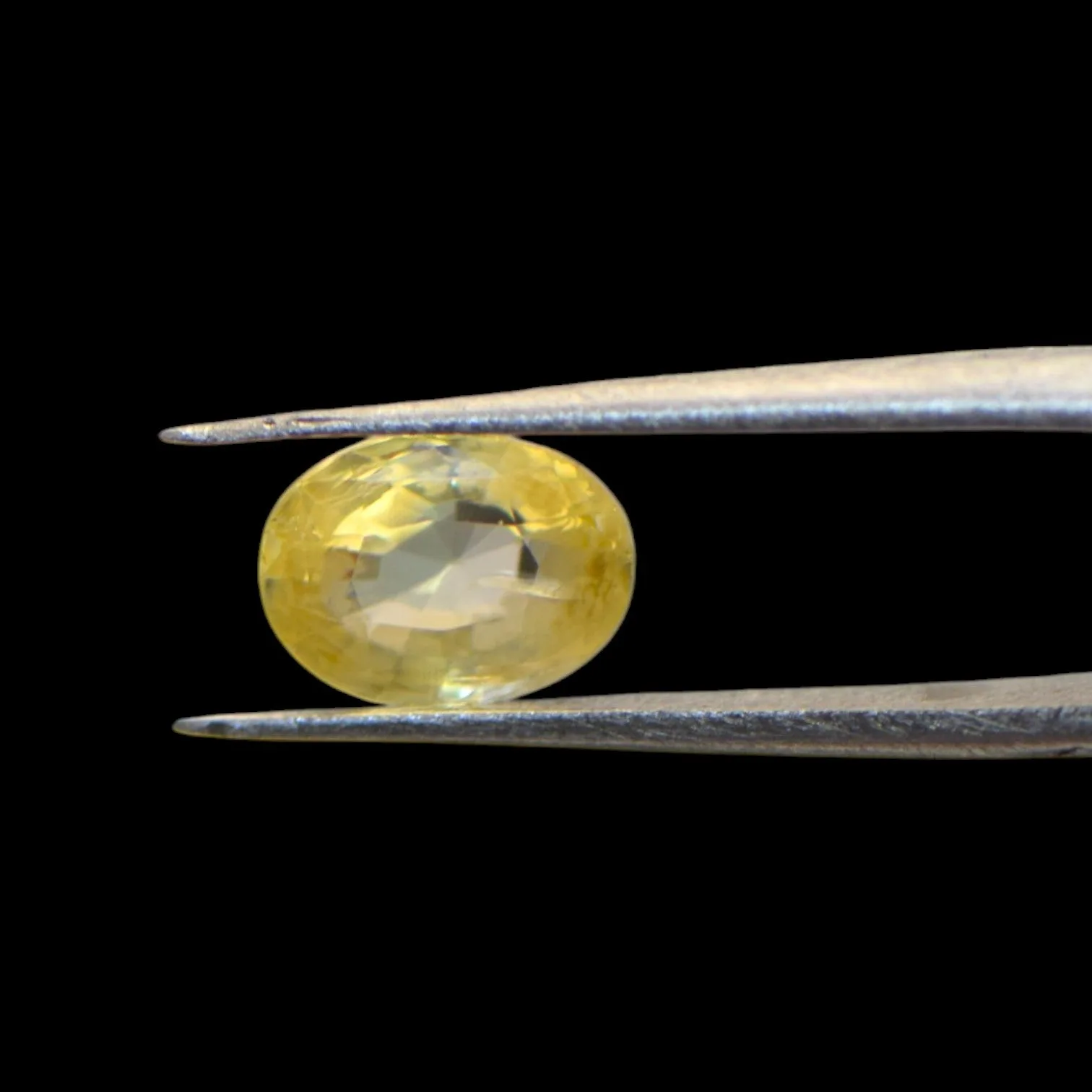 Yellow Sapphire - 2.91 Carat