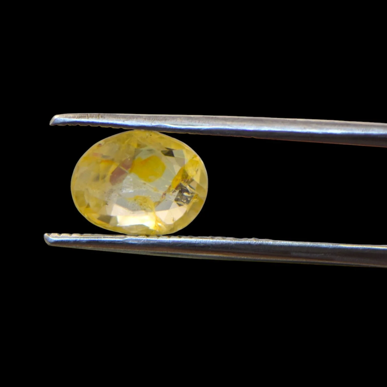 Yellow Sapphire - 3.22 Carat