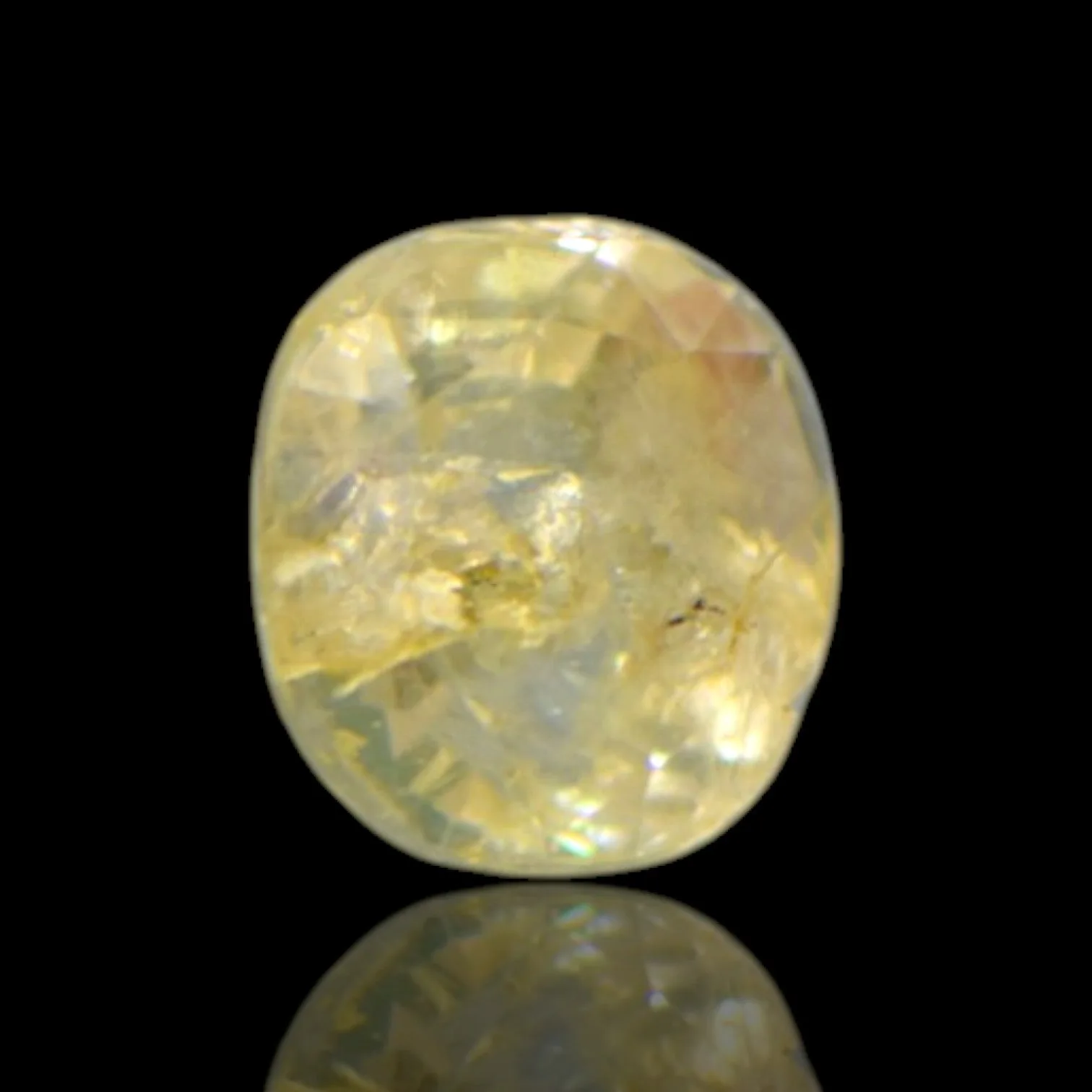 Yellow Sapphire - 4.17 Carat
