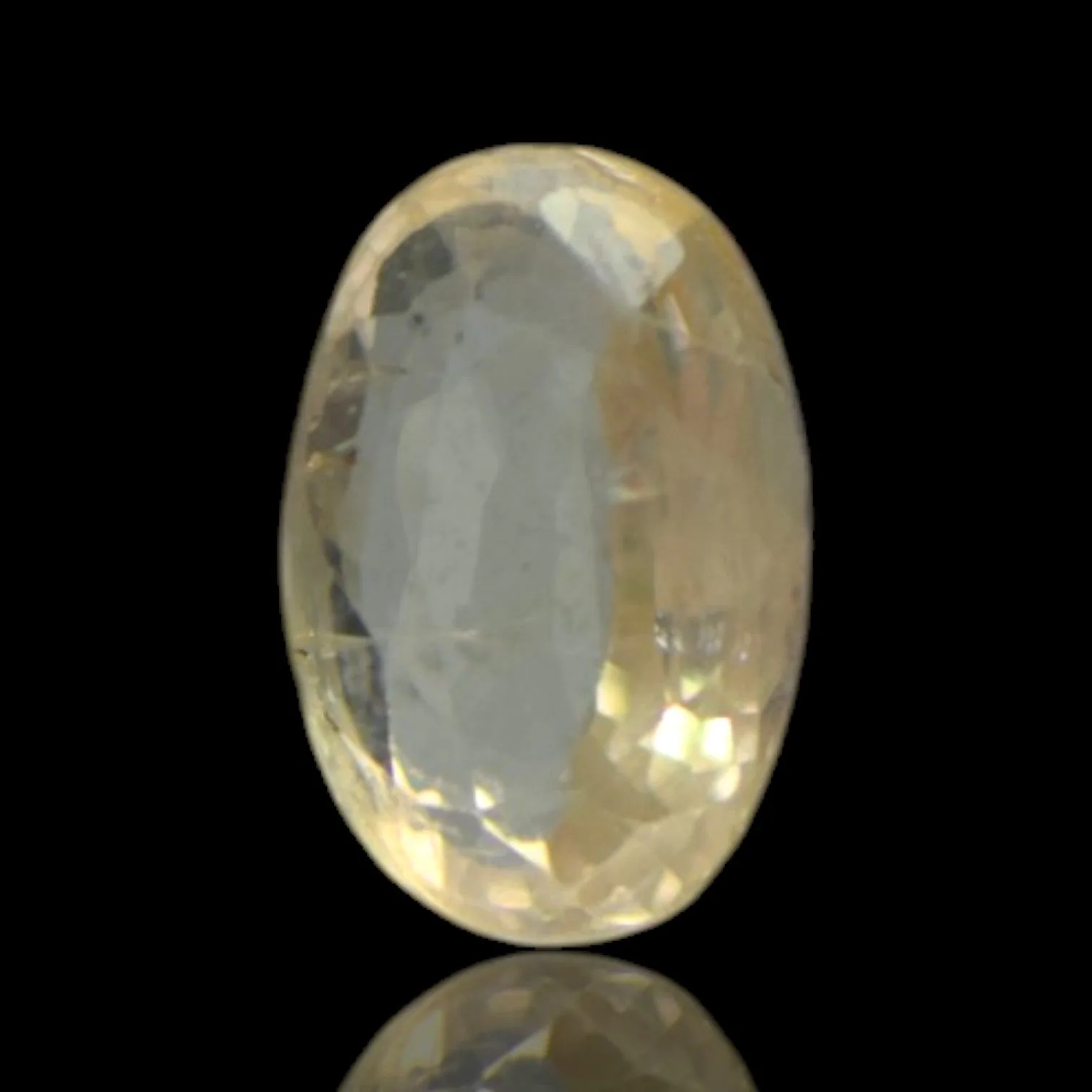 Yellow Sapphire - 4.7 Carat