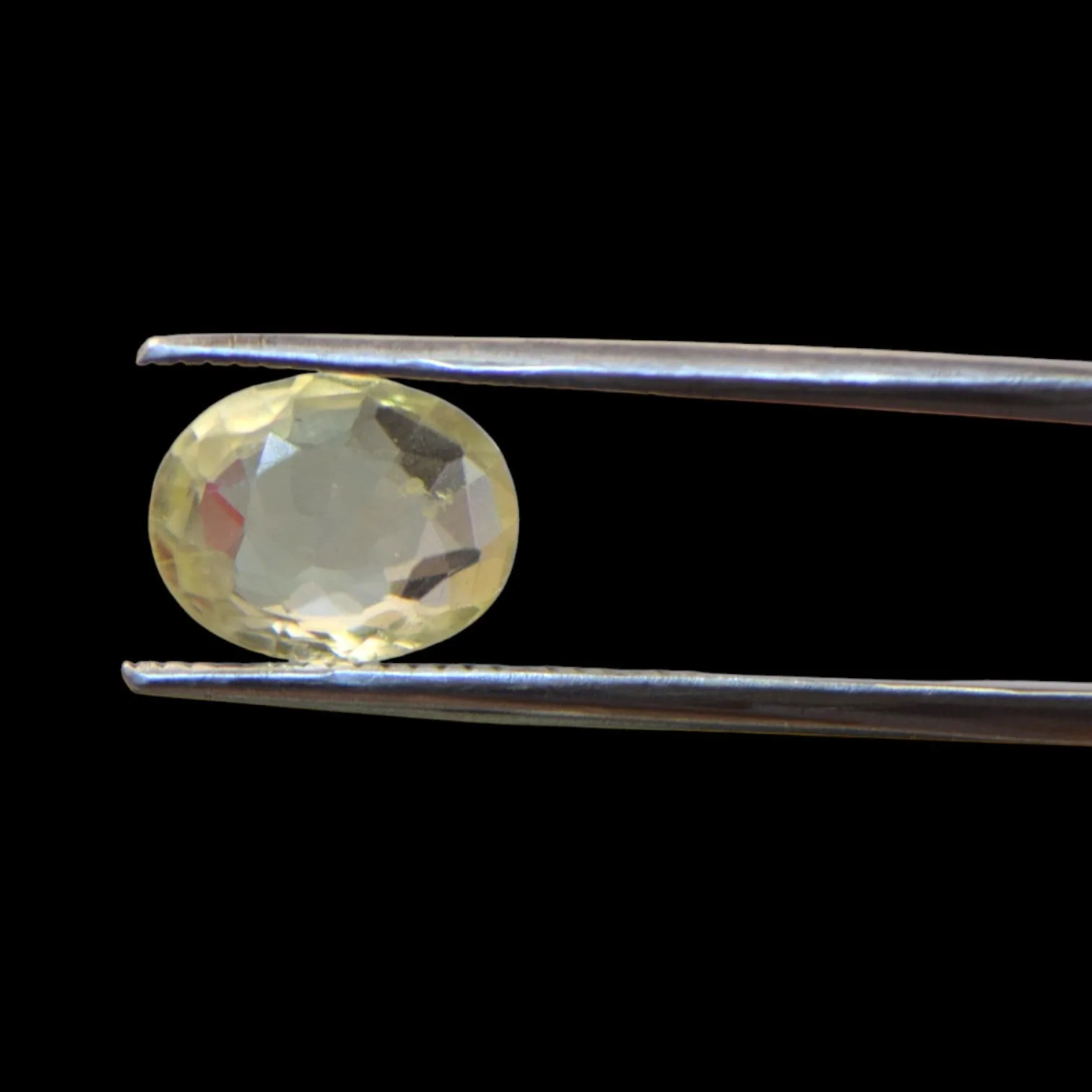 Yellow Sapphire - 3.09 Carat