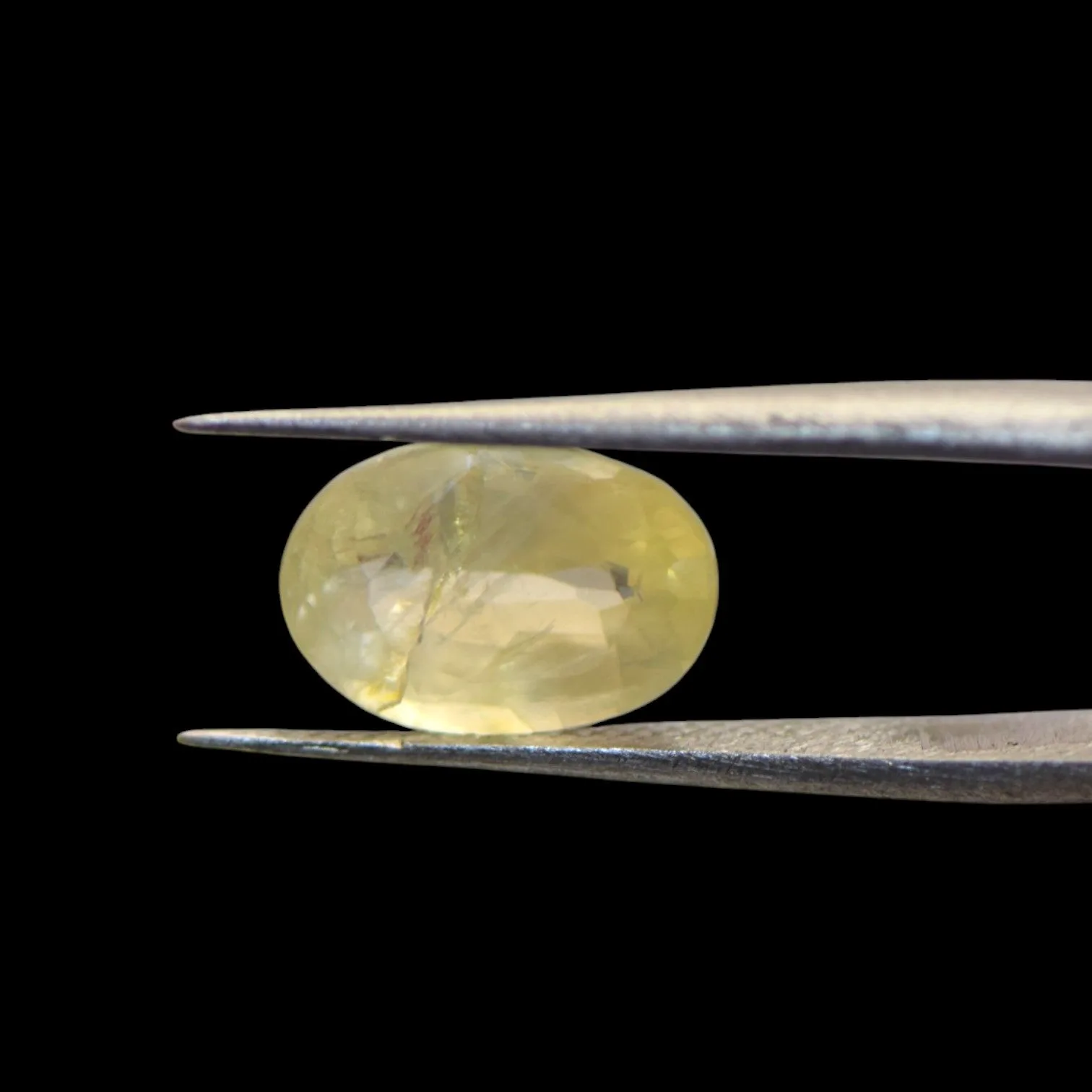 Yellow Sapphire - 4.53 Carat