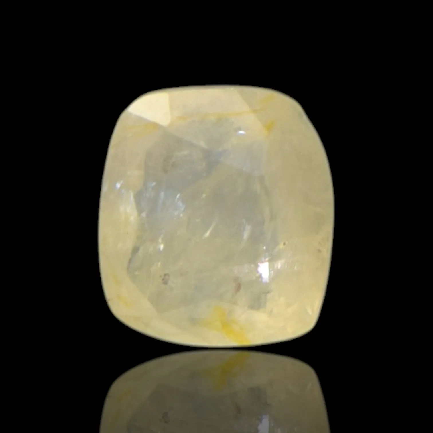 Yellow Sapphire - 4.6 Carat