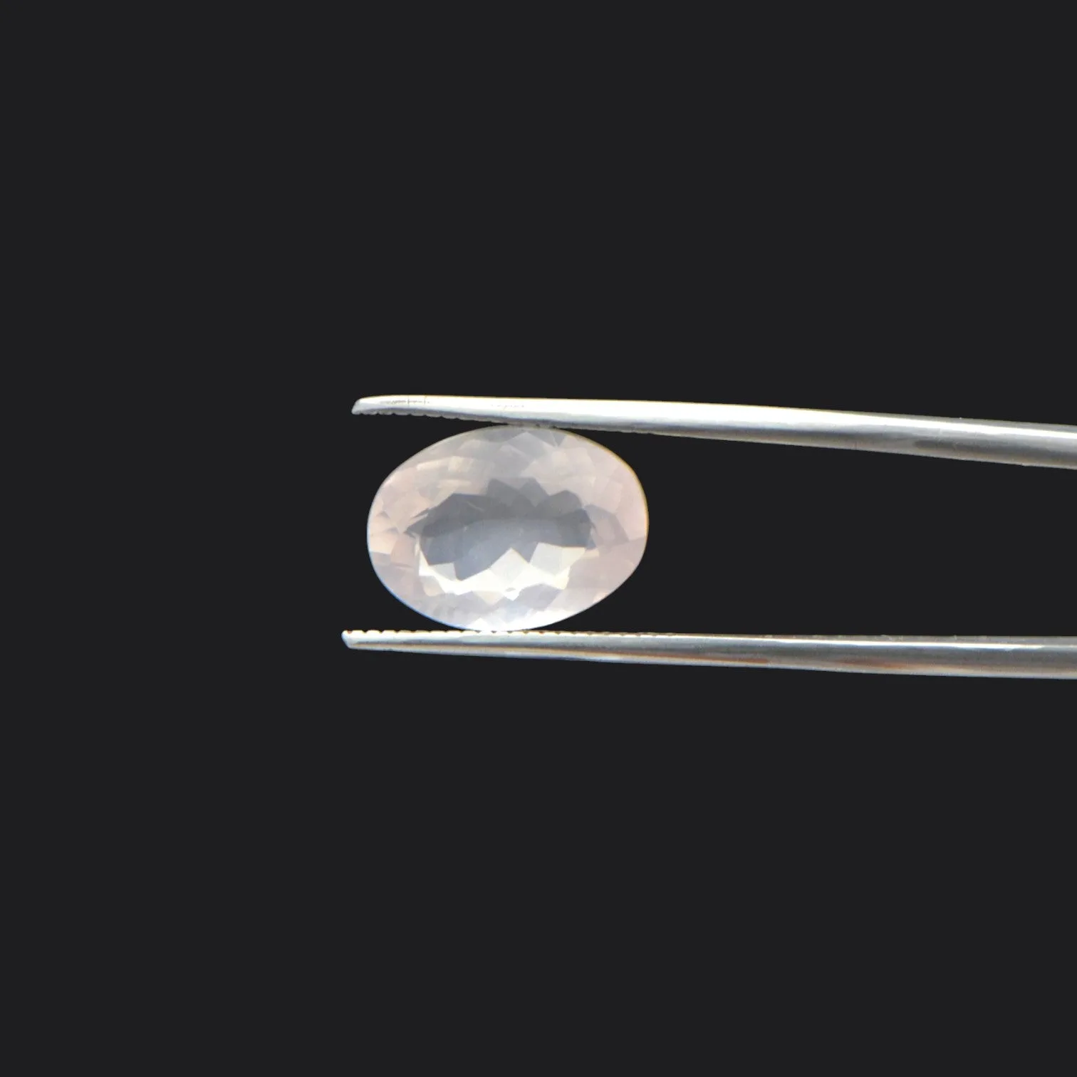 Rose Quartz - 4.9 Carat