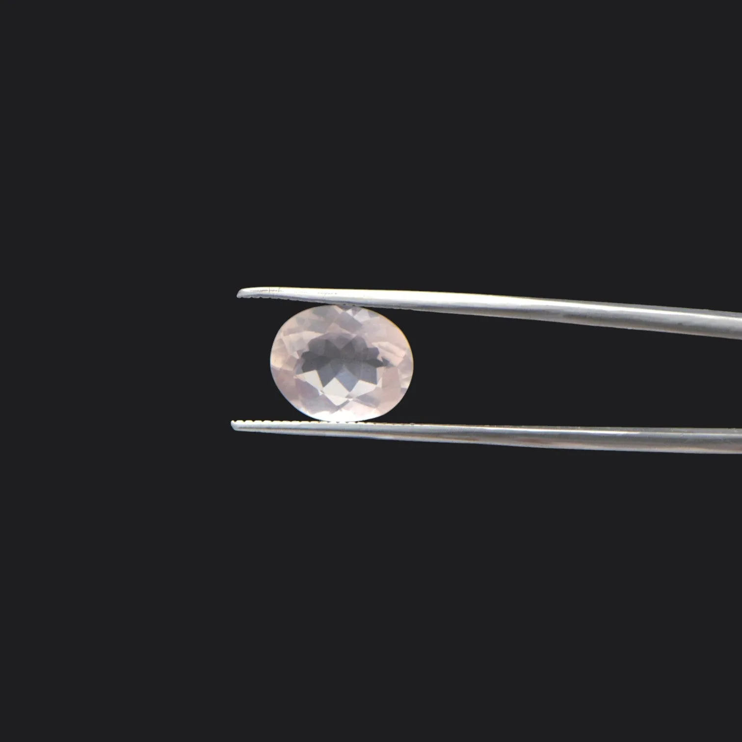 Rose Quartz - 4.3 Carat