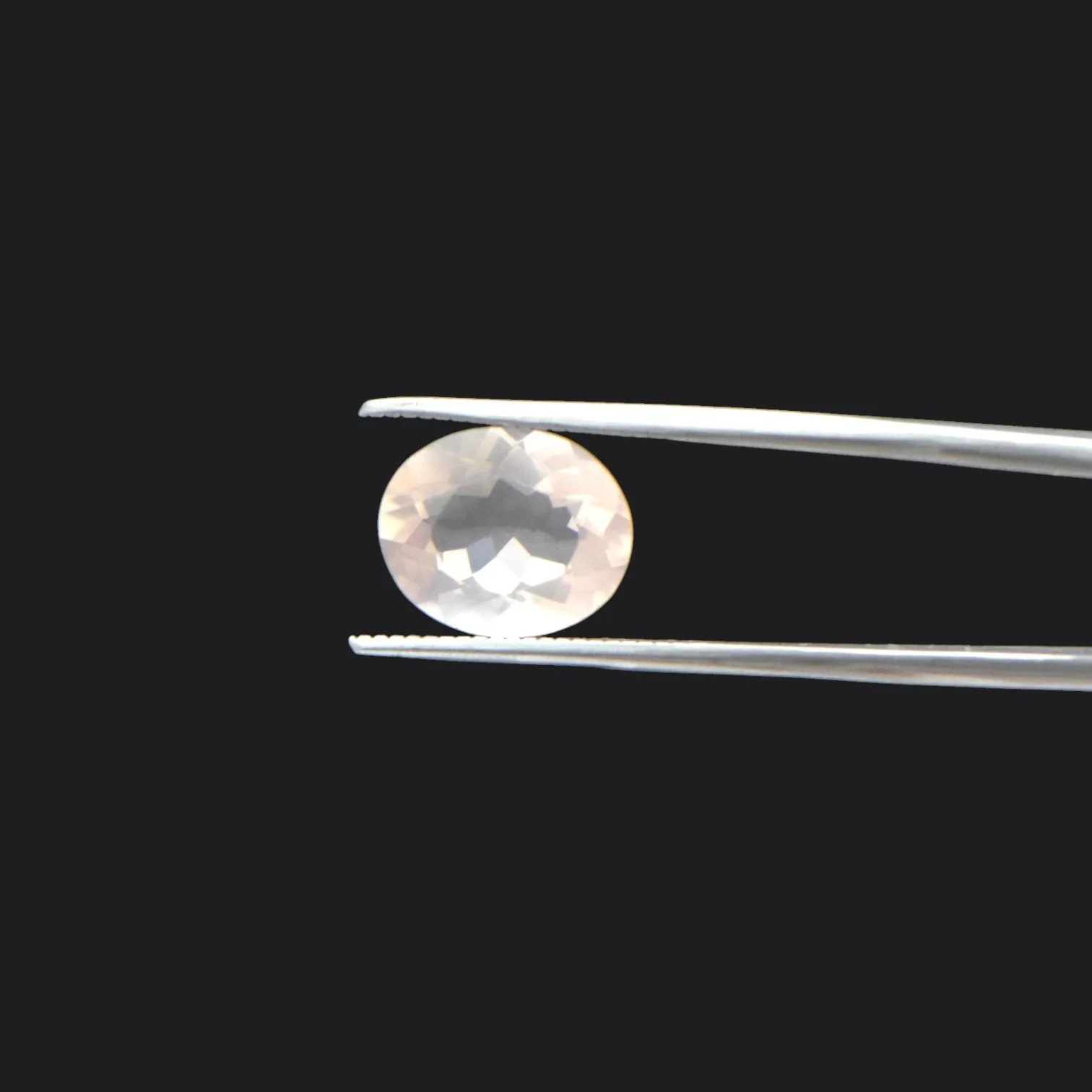 Rose Quartz - 3.9 Carat