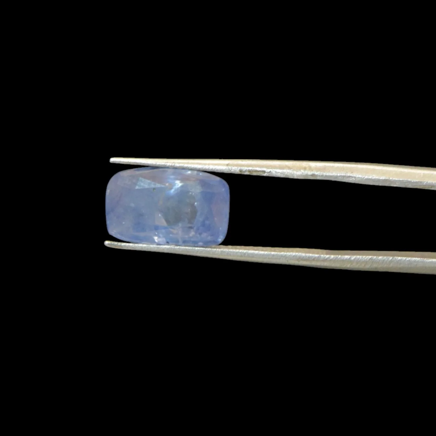 Blue Sapphire - 4.61 Carat