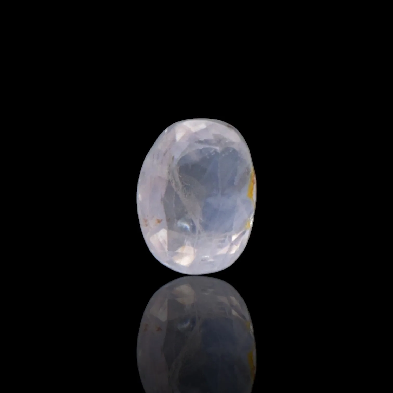 Blue Sapphire - 3.96 Carat