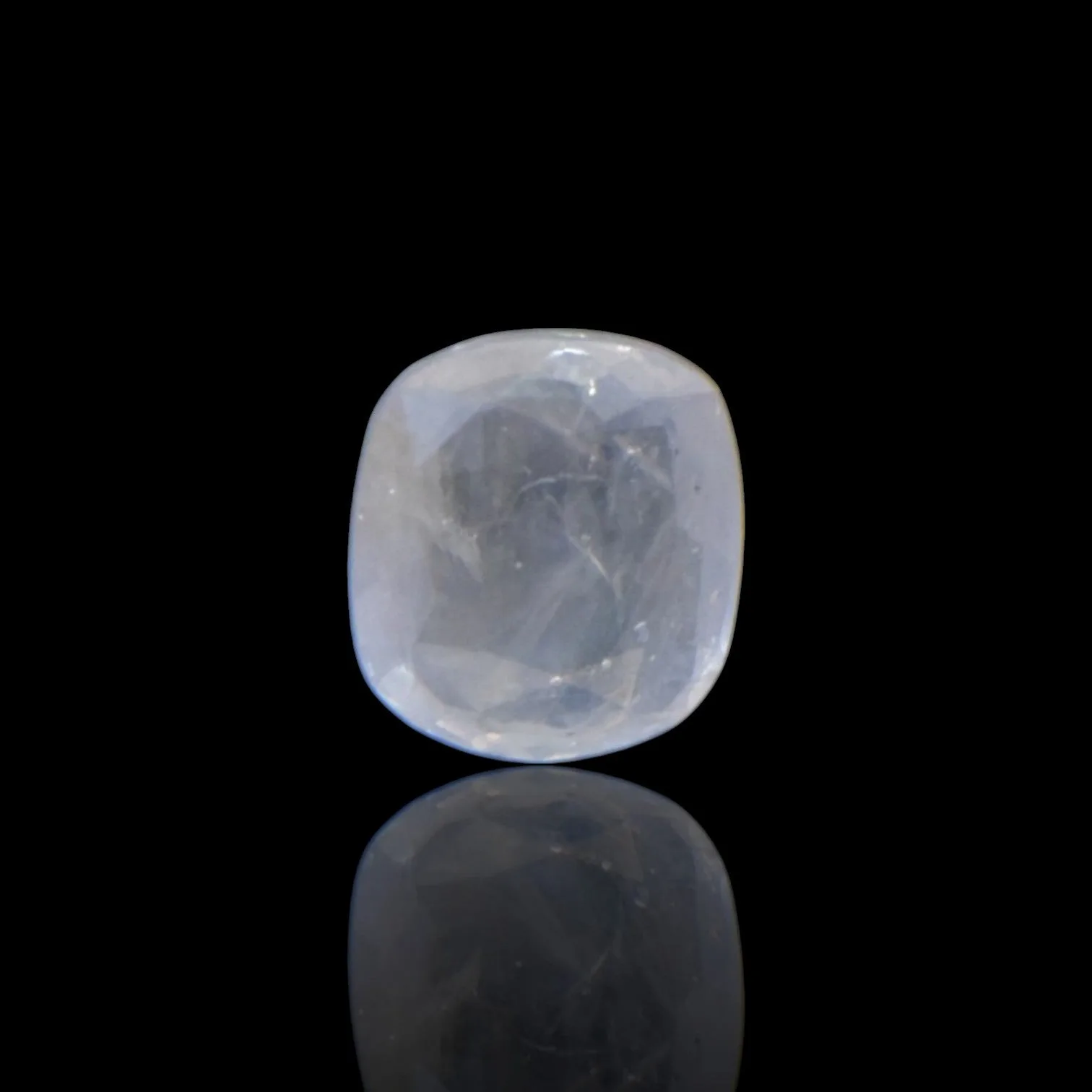 Blue Sapphire - 4.75 Carat