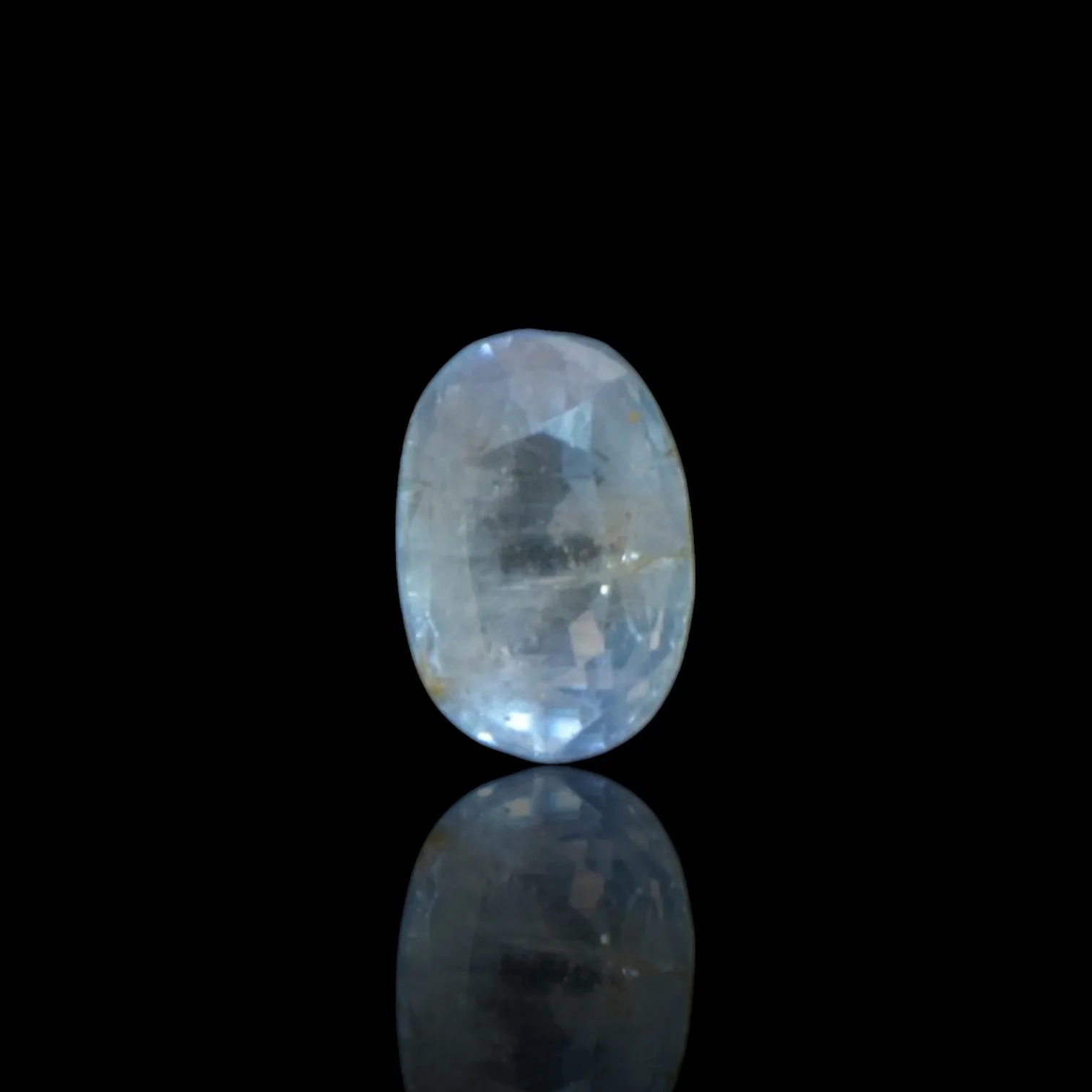 Blue Sapphire - 4.8 Carat