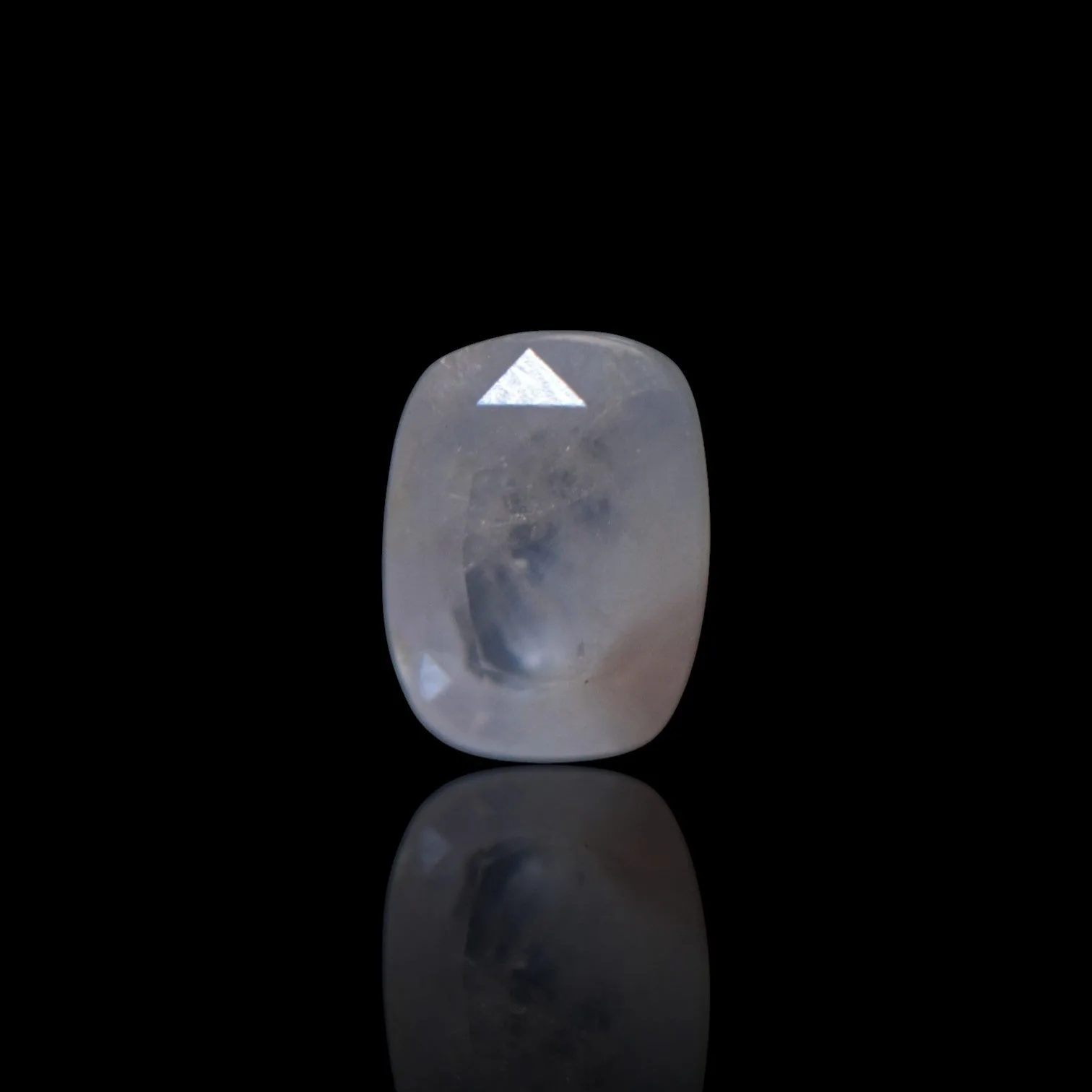 Blue Sapphire - 4.15 Carat