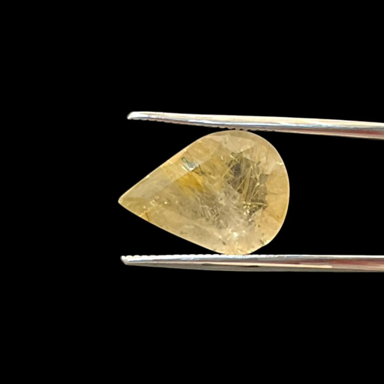 Golden Rutilated Quartz - 7.88 Carat