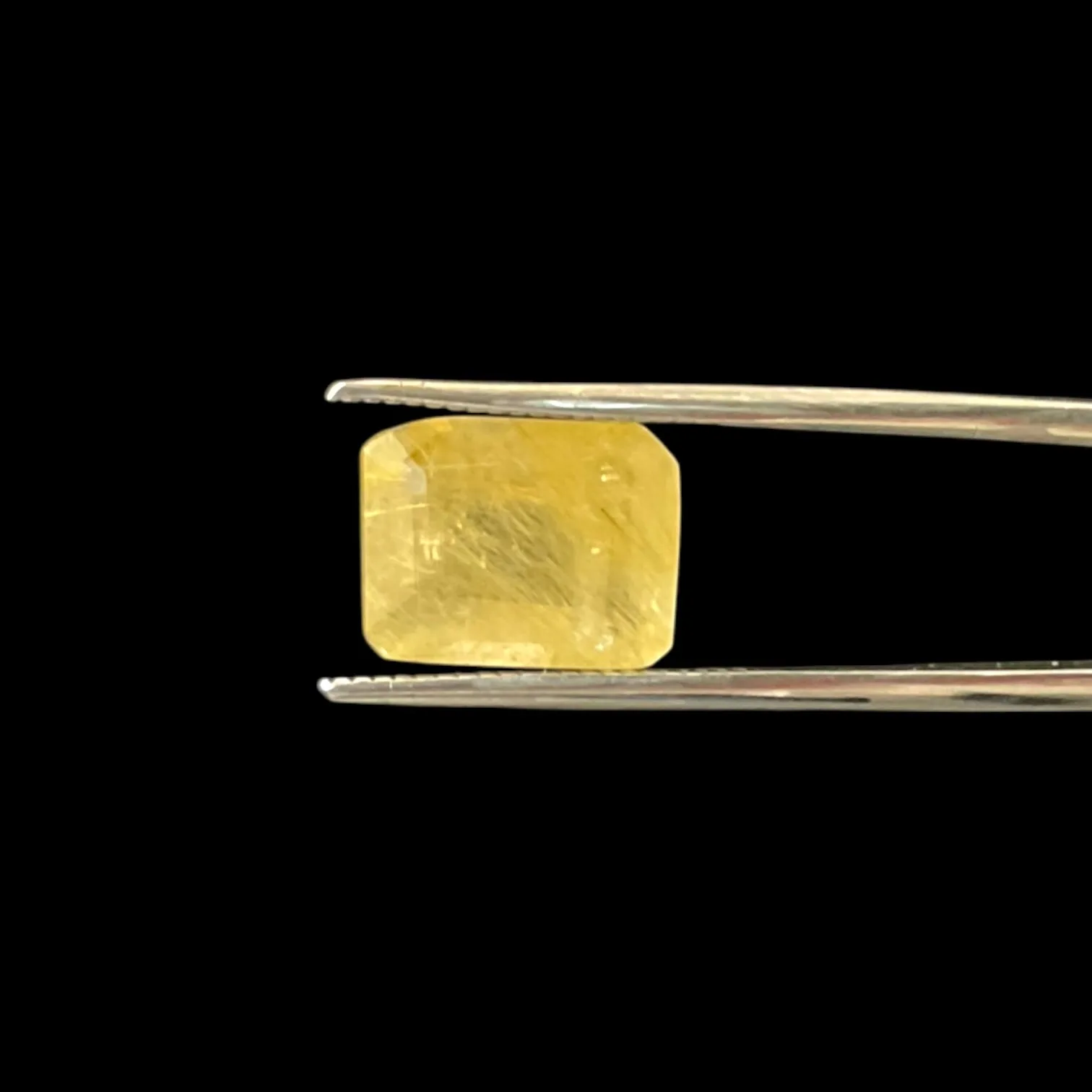Golden Rutilated Quartz - 5.74 Carat