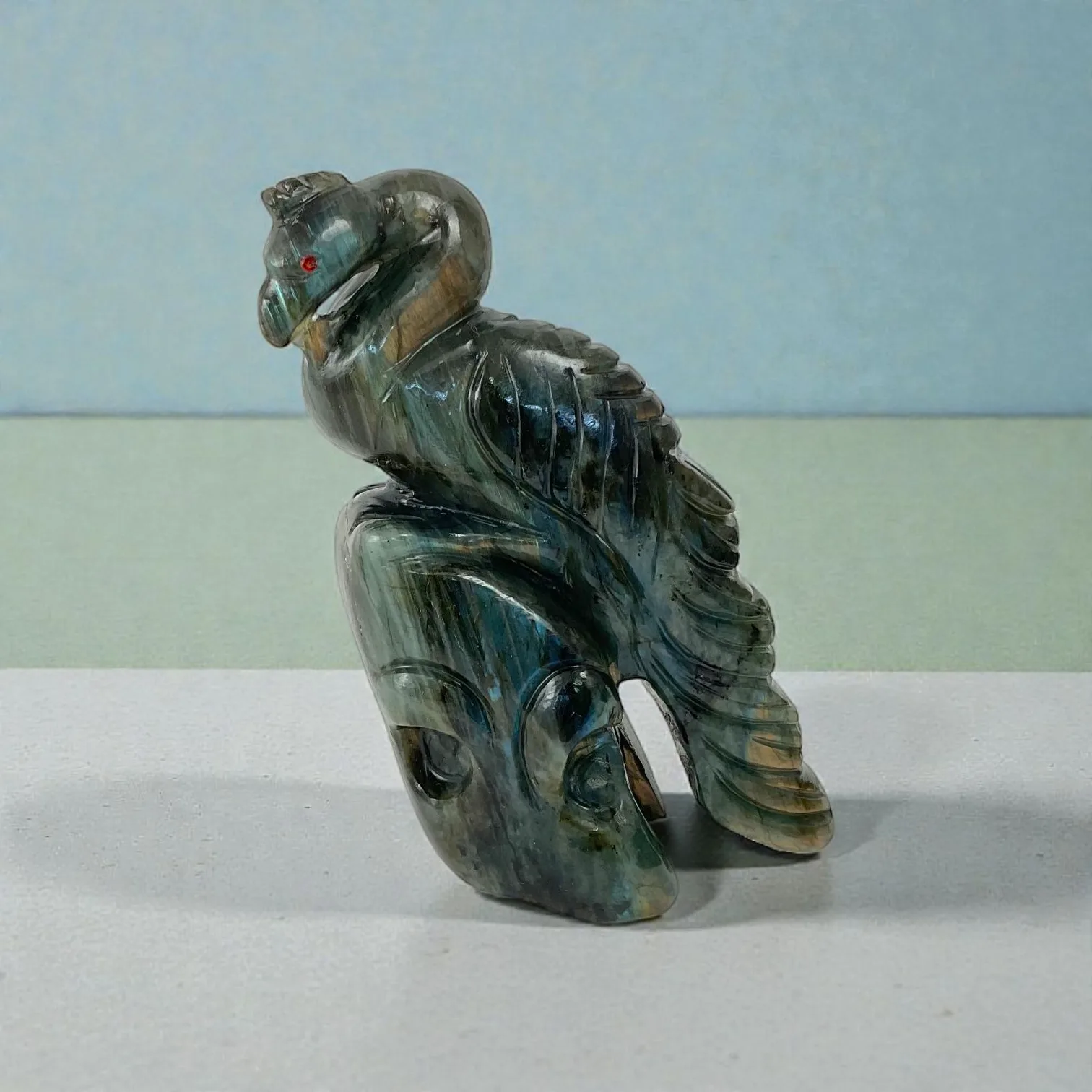 Labrodorite Bird