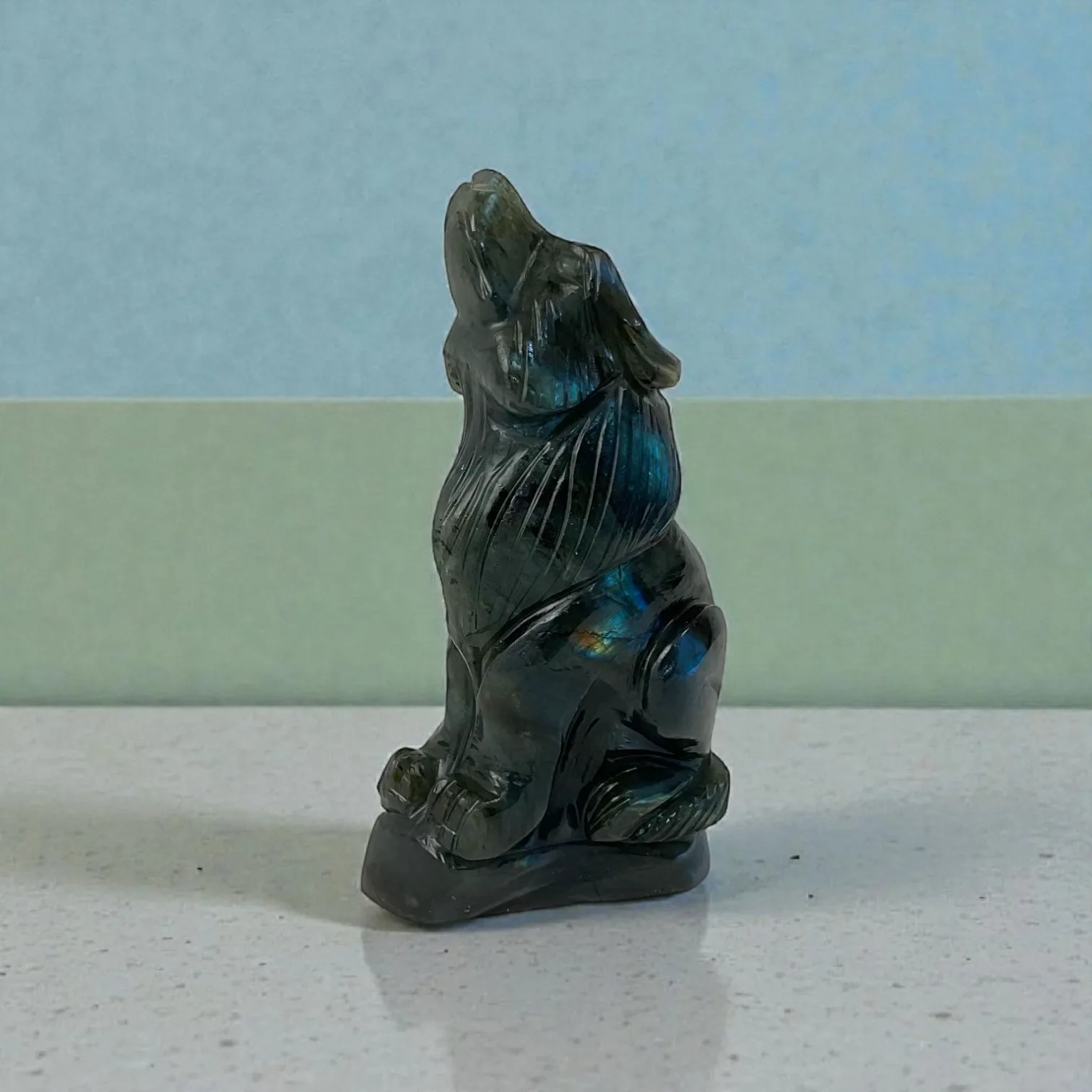 Labrodorite Wolf