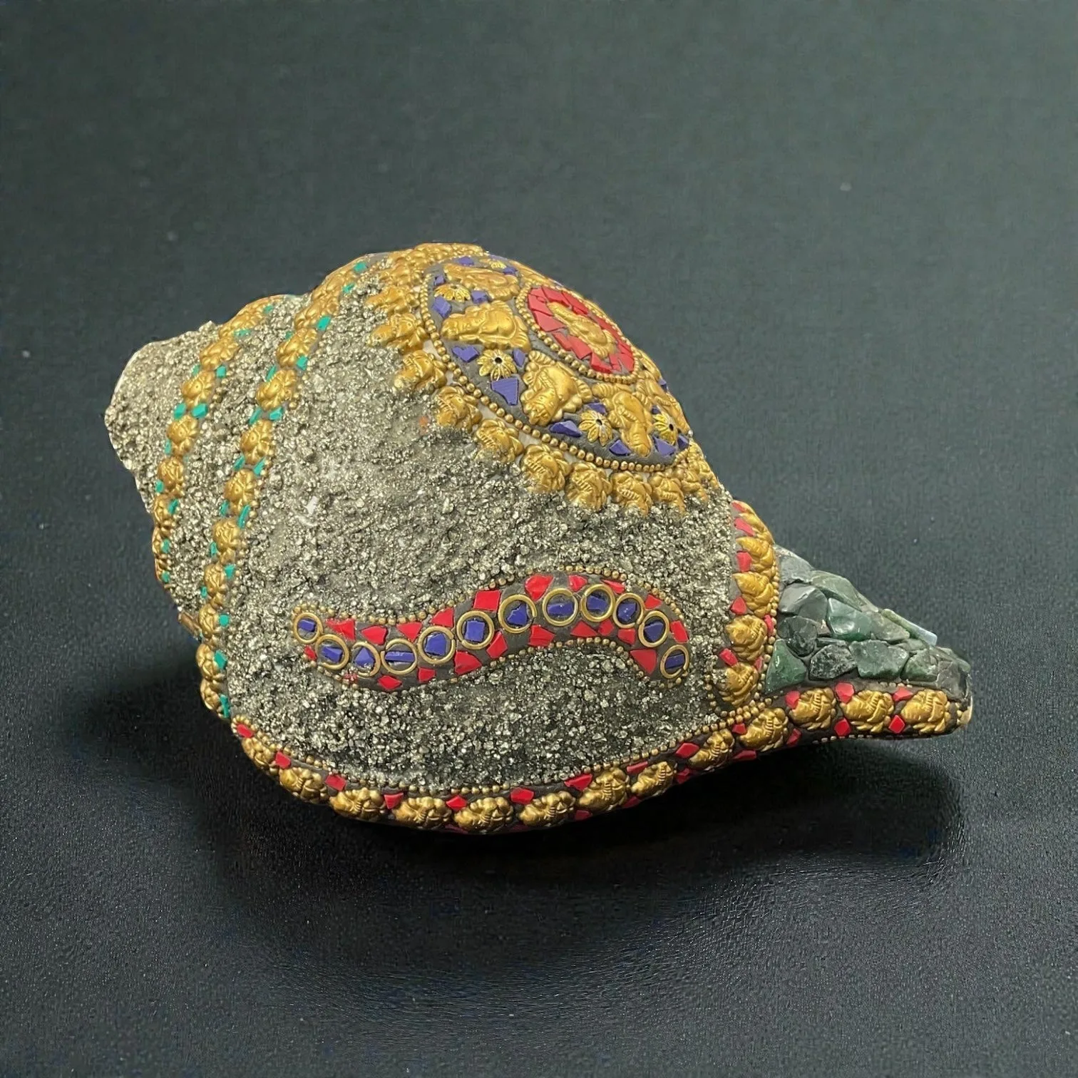 Pyrite Coated Sea Shankh with Multi Stones & Ganesh