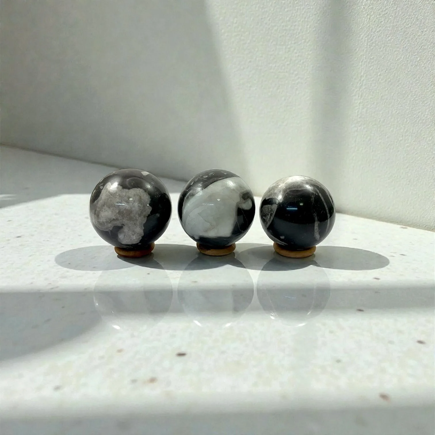 Shell jasper ball