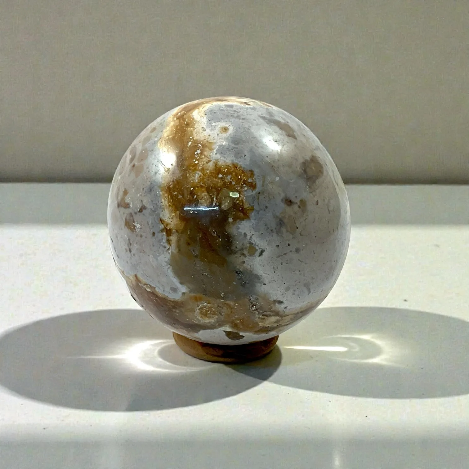 Coral jade Ball