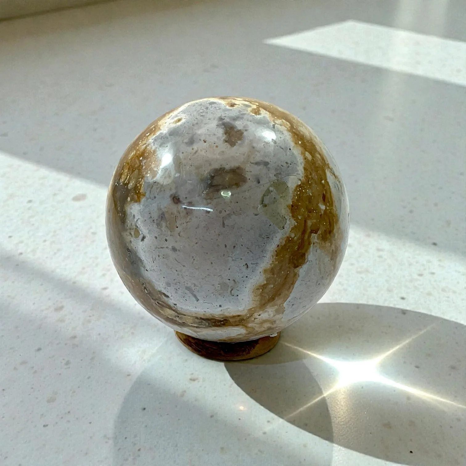 Coral jade Ball