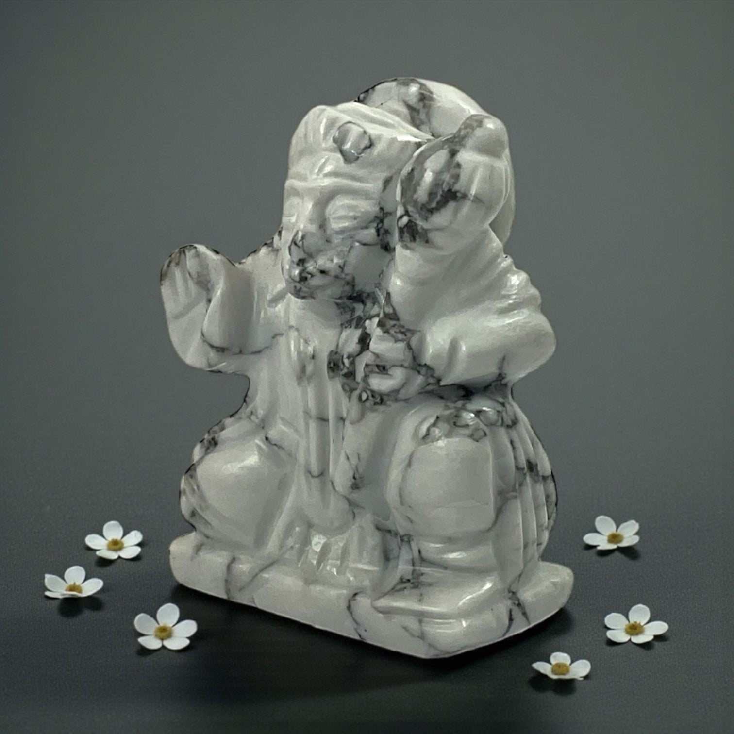 Howlite Hanuman