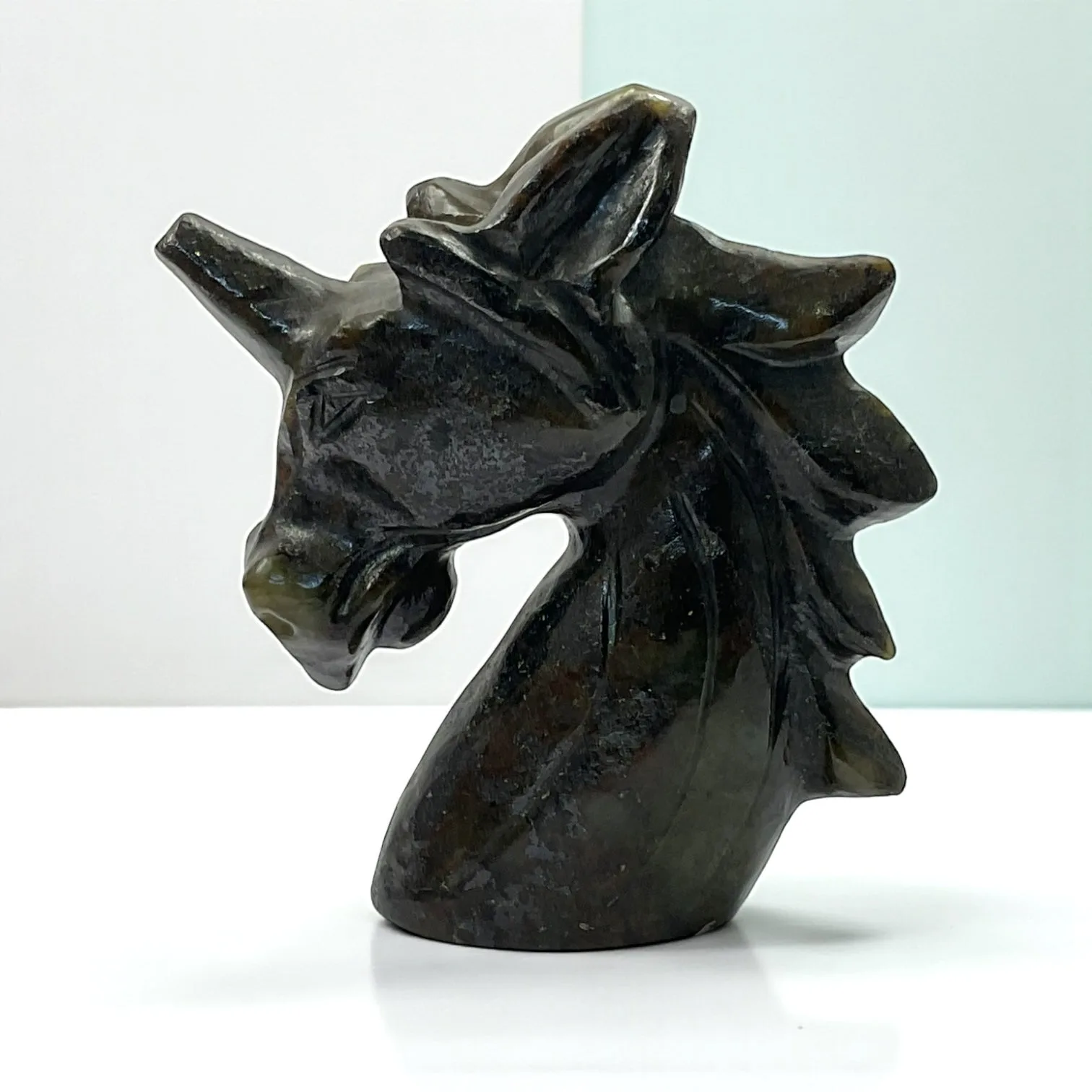 Labrodorite Unicone