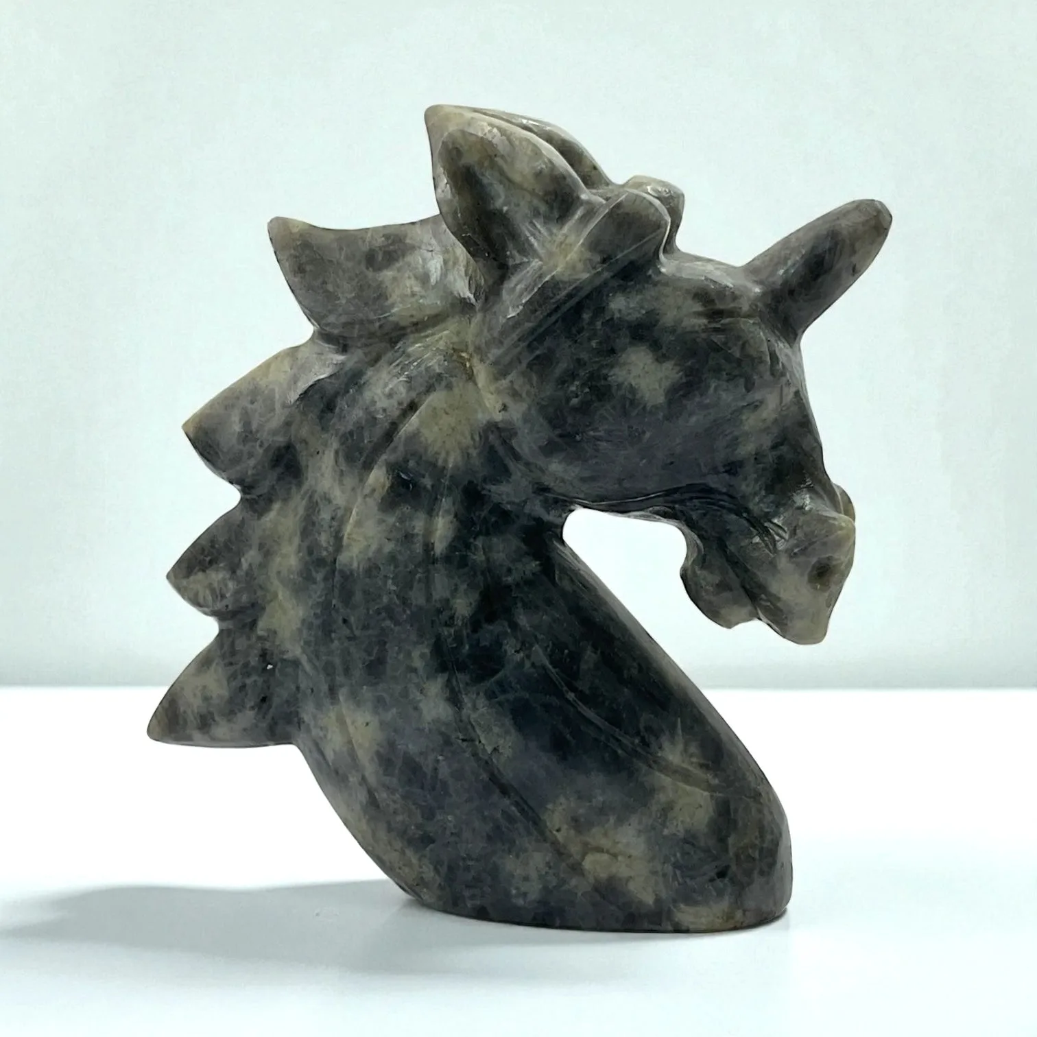 Labrodorite Unicone