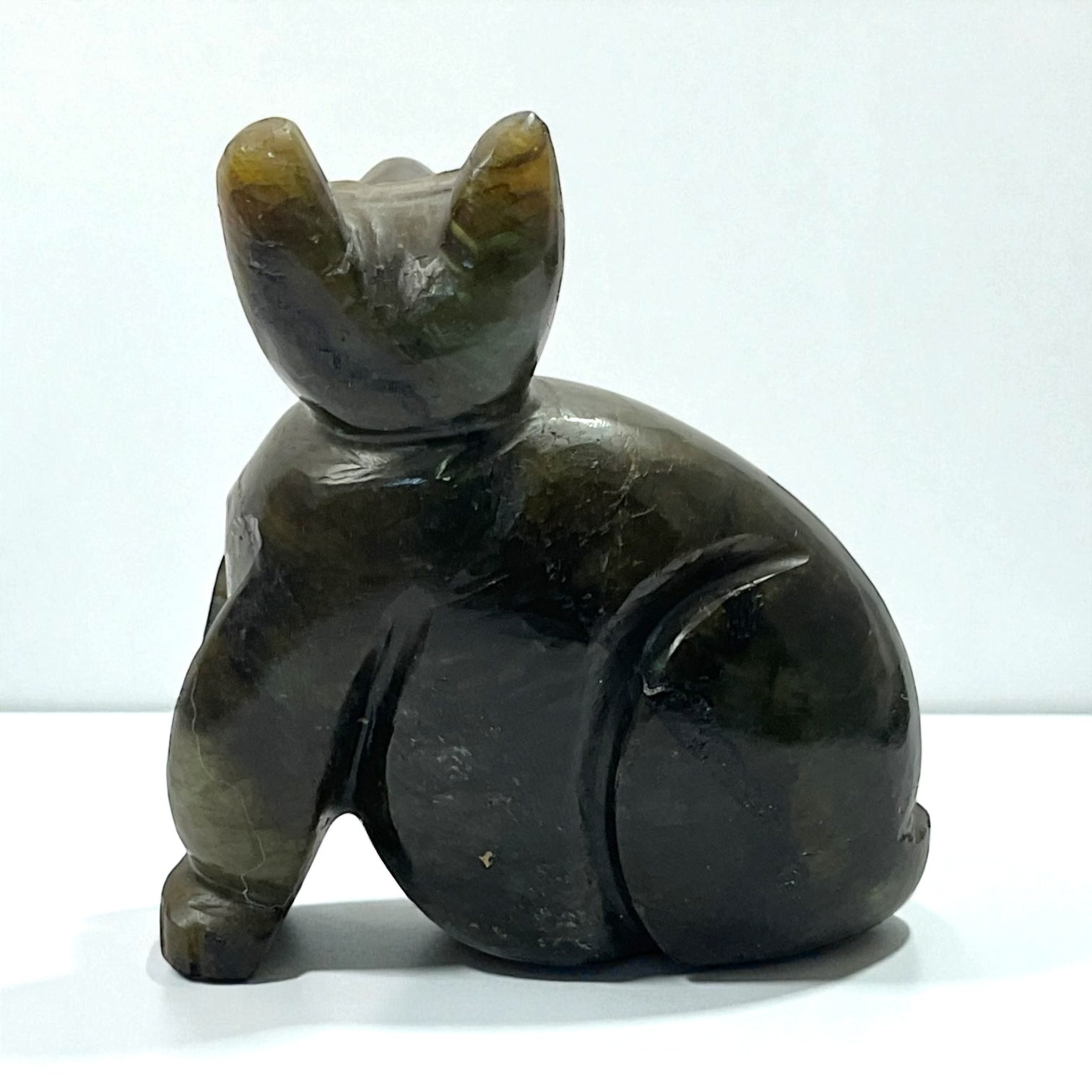 Labrodorite Animal