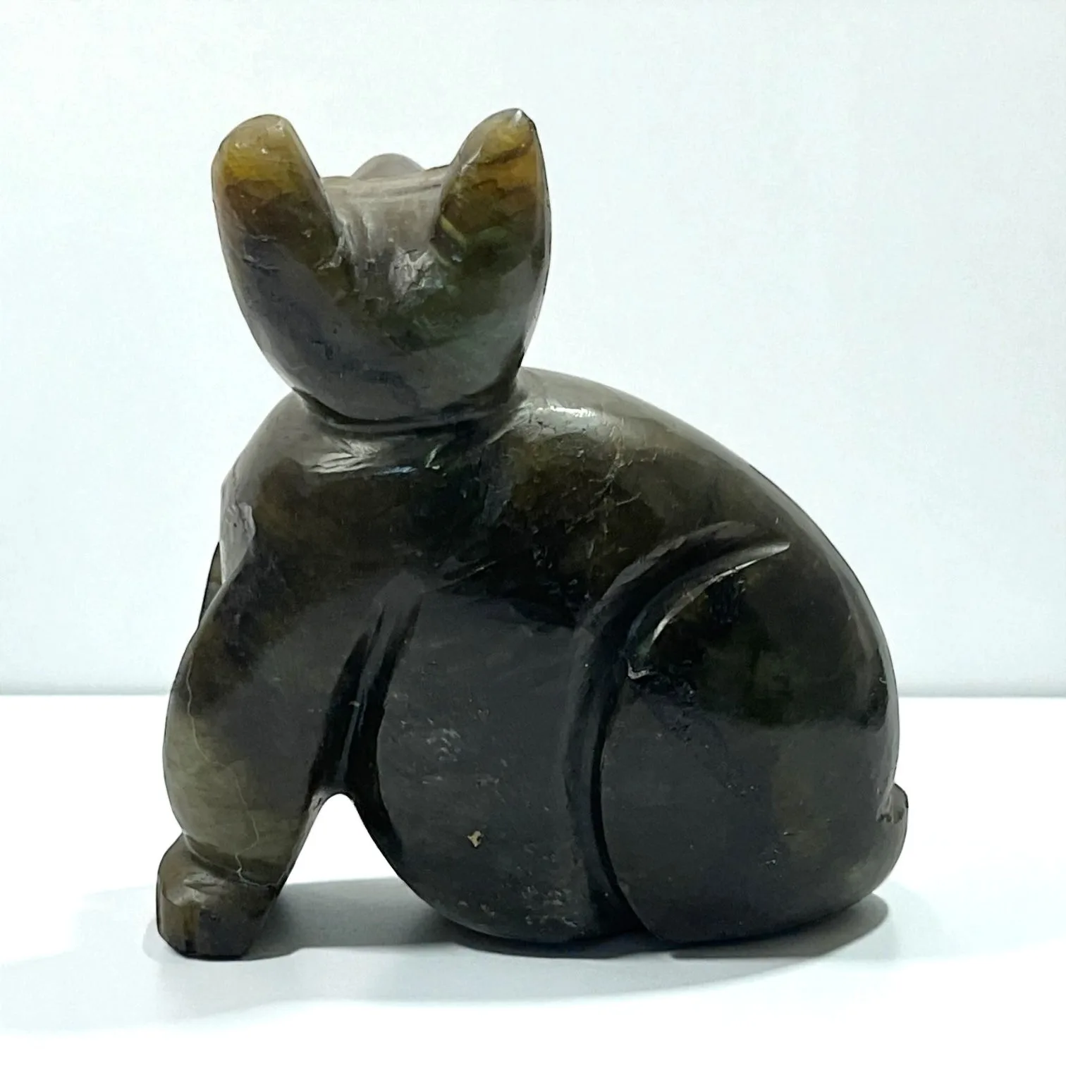 Labrodorite Animal