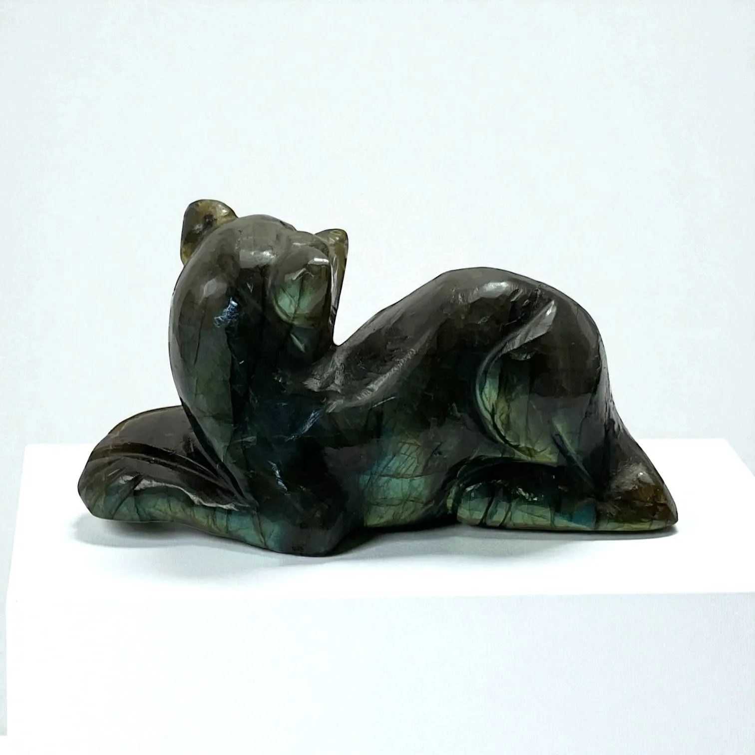 Labrodorite Animal